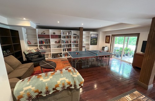 Oro-Medonte House | Oro Estate - A Secluded Private Villa on 100 acres