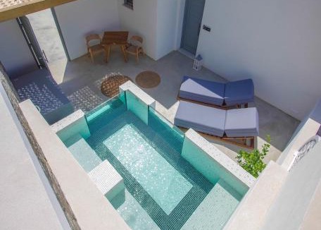 Kini Hotel | Oro Suites