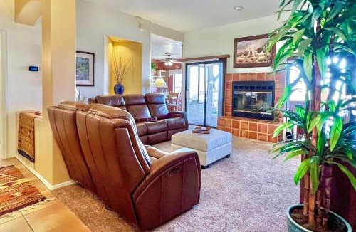 El Conquistador House | Oro Valley Getaway w/Patio, BBQ & Mountain Views!