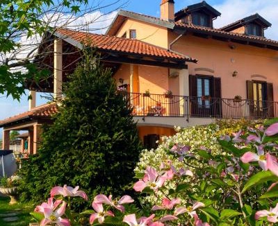 Front Apartment | Orto del pettirosso Appartamento con piscina privata e BBQ