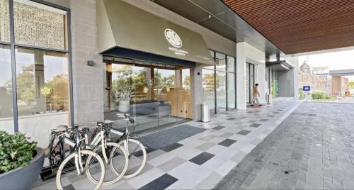 Java Apartment | Osaka Riverview PIK2 By Micky Studio 4
