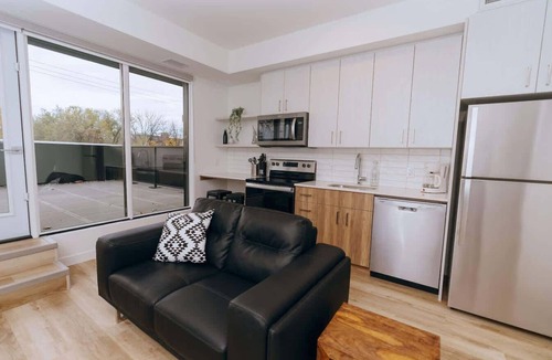 Winnipeg Apartment | Osb Studio- P830 740