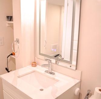 Durham Region Apartment | Oshawa Two Bedroom Private Suite