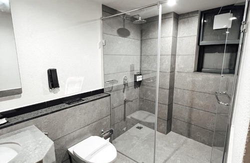 Kozhikode Hotel | Oshin Calicut