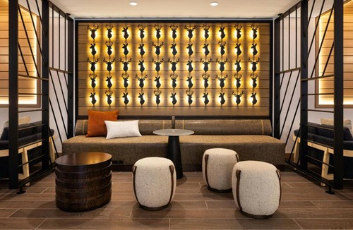 Oshkosh Hotel | Oshkosh Marriott Waterfront Hotel & Convention Center