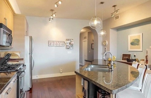 Osoyoos Condo | Osoyoos Lakefront, Perfect Summer Vacation Spot, Pool, Hot Tub and Private Beach