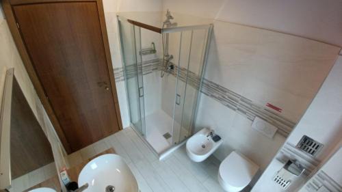 Pontremoli House | Ospitalità Adocentyn