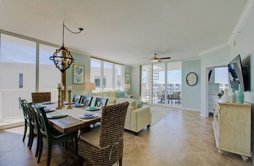 Fort Walton Beach Condo | Osprey PH-06 ~ End Unit 3BR Penthouse ~ Private Rooftop Hot Tub & BBQ