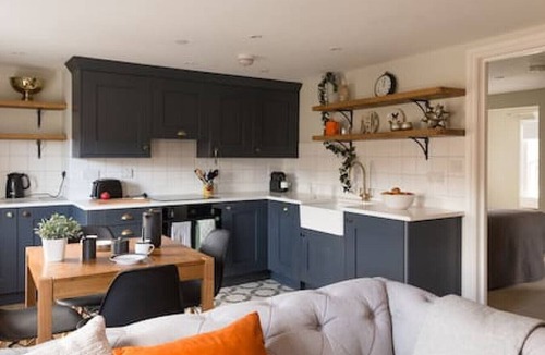 Bath Apartment | Osric - Grand Spacious