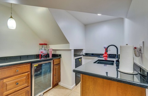 Ossining Cottage | Ossining Vacation Rental Near River, Trails & Mta!