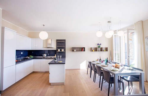 Ossuccio Apartment | Ossuccio Grande apartment "B" sleeps 8 with pool by Italian Apartments.