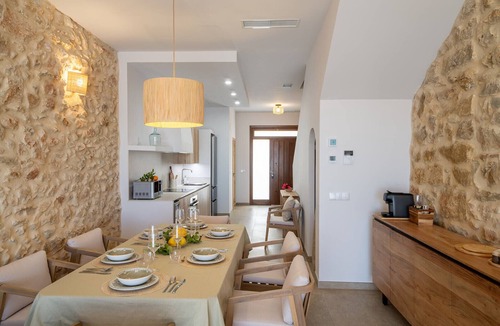 Vilanova d'Alcolea Cottage | OSTALEA Boutique Rural House with Jacuzzi, near the beach and medieval villages.