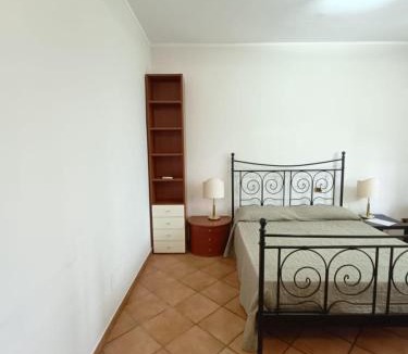 Grottaferrata Hotel | OSTELLO del Lago