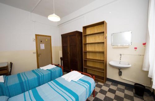 Santa Croce Hostel | Ostello Domus Civica