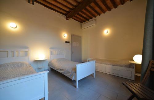 Massa Hostel | Ostello Palazzo Nizza