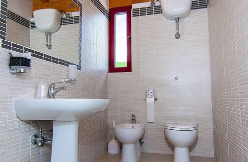 Collelongo Hostel | Ostello Parco d'Abruzzo