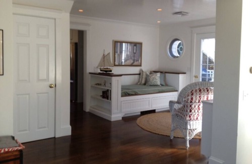 Wianno House | Osterville Gem - close to Beach / Town
