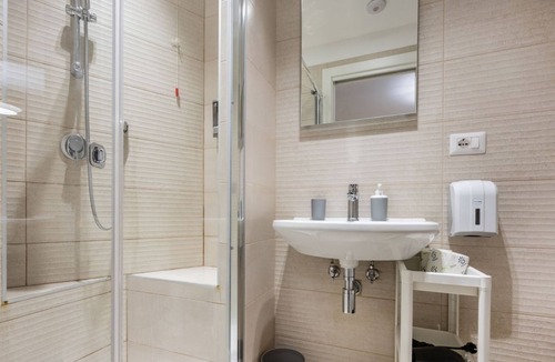 Garbatella House | Ostiense Flat&Rooms - Double Room by Rentbeat