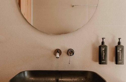 Agia Anna House | Ostrako Beachside Suites