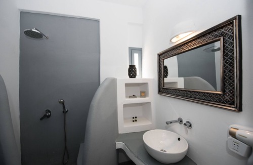 Aliki Hotel | Ostria Studios & Apartments