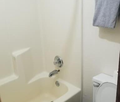 Stillwater Apartment | OSU 2 Queen Bed Hotel Room 202