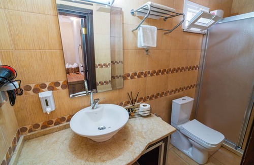 Sarimsakli Hotel | Otel Türk Evi