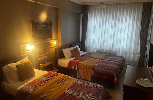 Rize Hotel | Otel Yalta