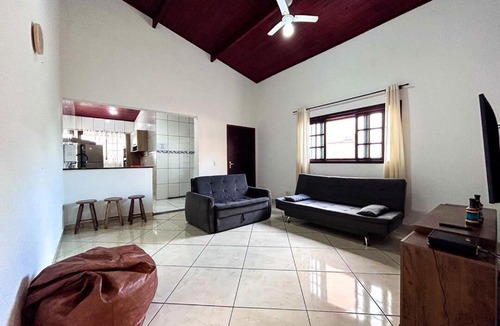 Morada da Praia House | Otima casa com WiFi e churrasqueira em Bertioga SP