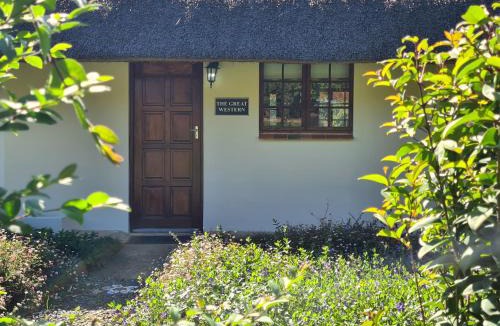 Fort Nottingham Ski Chalet | Otters Den