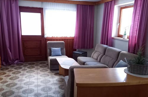 Heiligenblut House | Our house (self-catering house) is 2. 5km before Heiligenblut at the foot of Austria