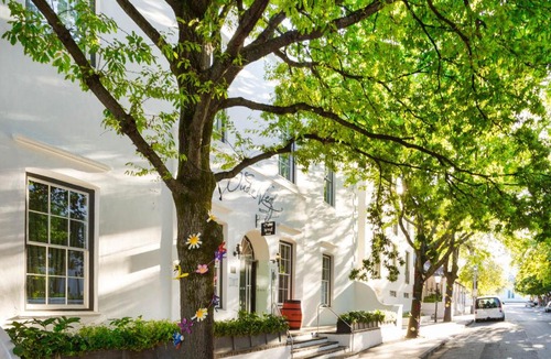 Stellenbosch Central Hotel | Oude Werf Hotel