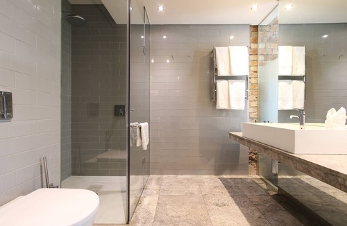 Stellenbosch Central Hotel | Oude Werf Hotel