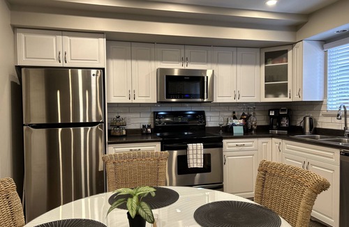 Maple Ridge House | Our BEAUTIFUL 2 Bedroom DELUXE Basement Suite w/AC & NG fireplace, Kanaka Ridge
