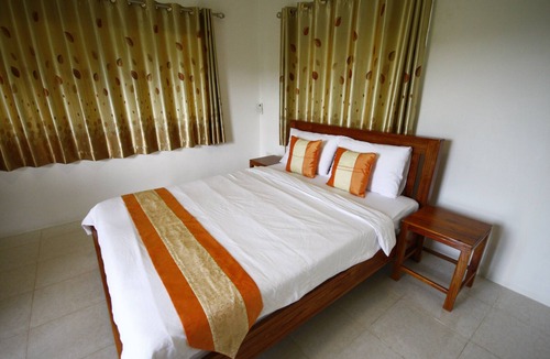 Makham Hotel | Our Eco Farm