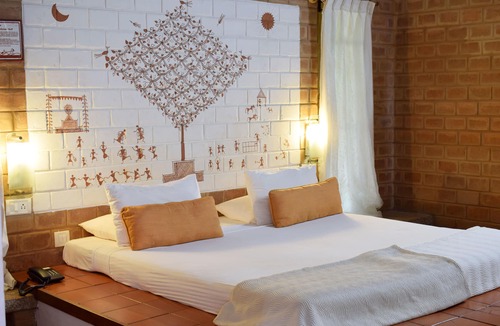 Hessarghatta Hotel | Our Native Village Eco Resort