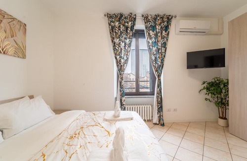Abbadesse Apartment | OurJoy & SkyJoy condo units - Via M Gioia, 47 - Strong WiFi, private parking, Central Station, Milan