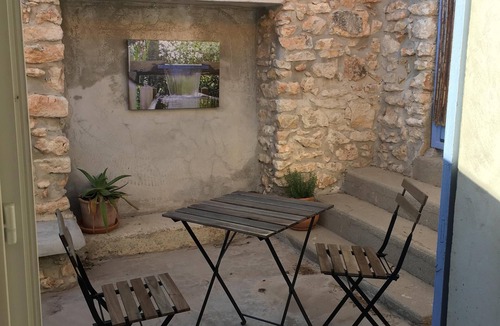 La Couronne House | OUSTALET FOR TWO