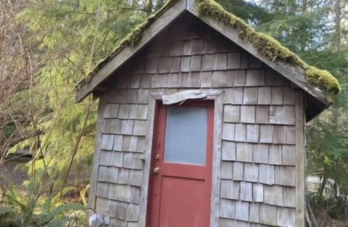 Forks Cabin | Outback Rustic Cabin near Olympic National Park