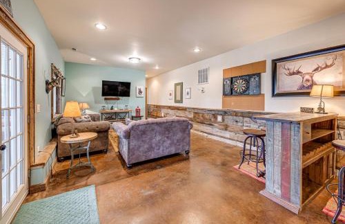 Sapphire House | Outdoor Fireplace + Views ‘Mountain Bearadise’