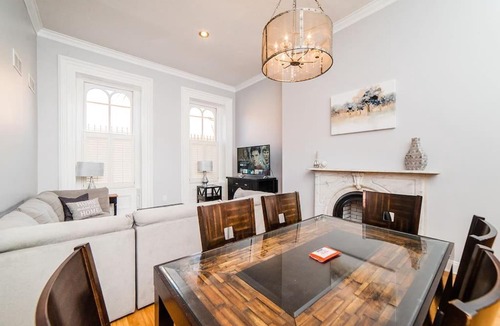 Manchester Apartment | Outdoor Space - Parking - 1st Floor - Walkable