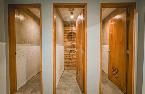 Coron Hostel | Outpost Hostel - Coron - Adults Only