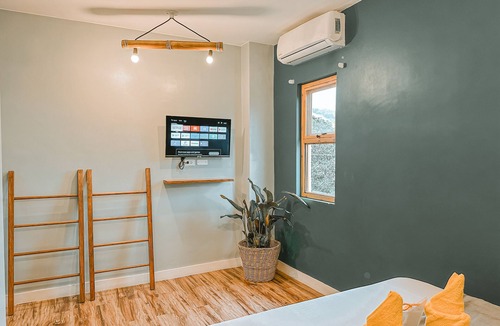 Coron Hostel | Outpost Hostel - Coron - Adults Only