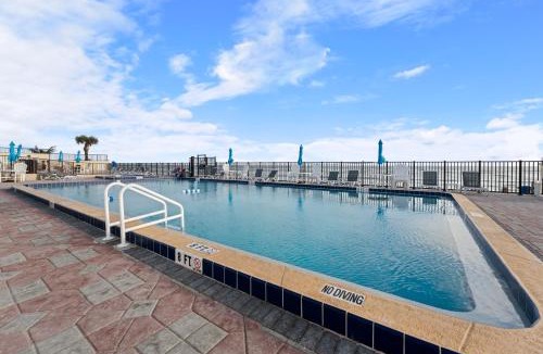 Ormond Beach Resort | Outrigger Beach Club Resort by CoolVacay