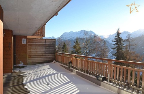 St. Luc Apartment | Outside : Modern apartment for 5 people, balcony-terrace, beautiful south view, located at tne entr