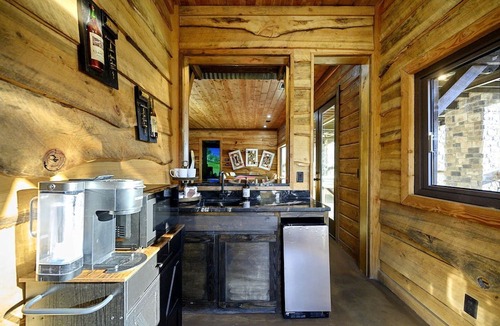 Broken Bow Cabin | Outstanding Cabin up to 50 People with Bowling, Private Cinema and Fantastic Sightd in Broken Bow, Oklahoma