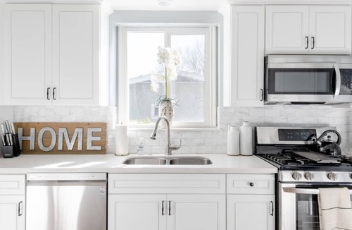 Mid Central House | Outstanding Home Close to Old Town Pasadena & Downtown LA