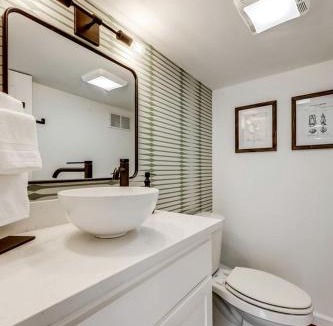 Leander House | Outstanding Modern Cabin with Spectacular Outdoor and Indoor Areas in Texas