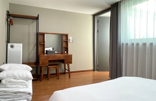 Sang Apartment | OVER THE MOUNTAIN