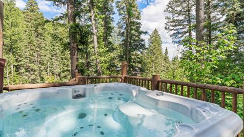 Sundance House | OVER THE RIVER AND THROUGH THE WOODS