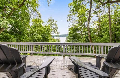 North Lake George House | Overlook Chalet